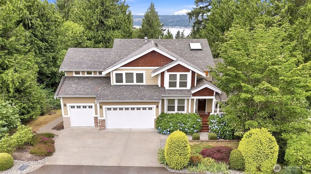 451 211th Avenue Ne, Sammamish