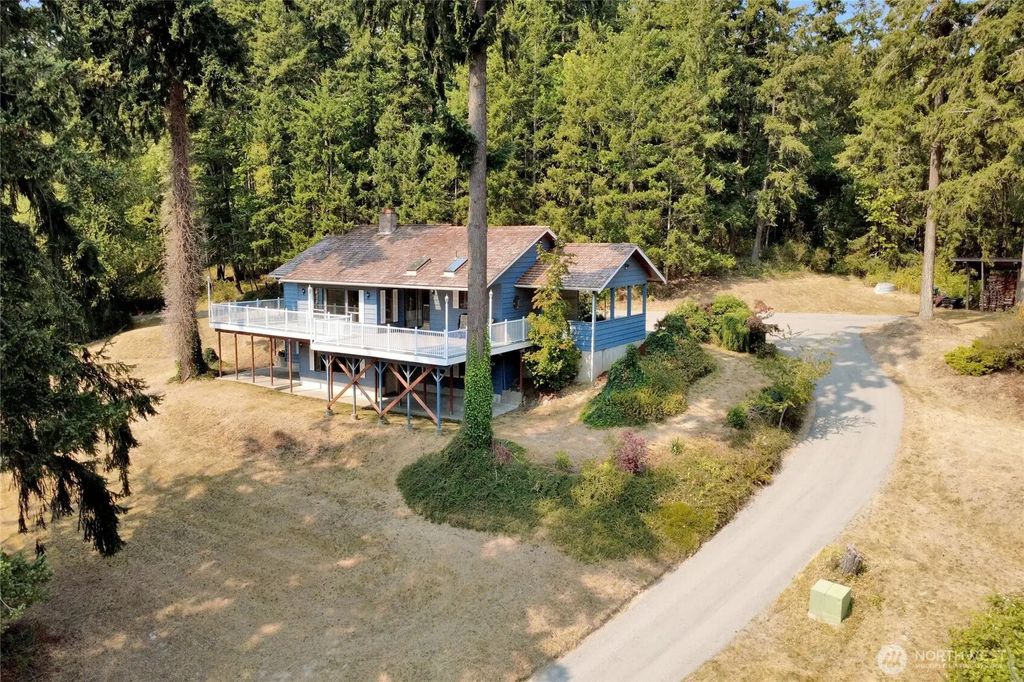 685 N Chuckanut Drive, Bellingham