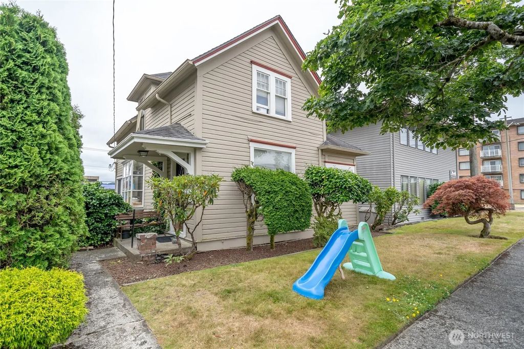 105 E 2nd Street, Aberdeen