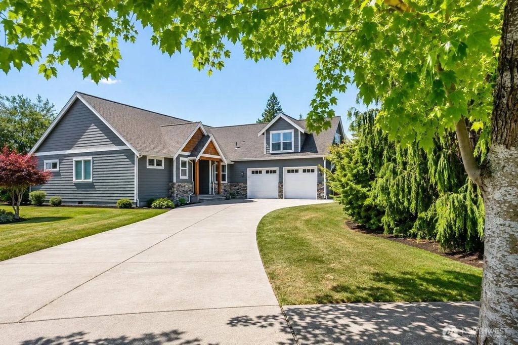 1312 Bradley Meadows Court, Lynden