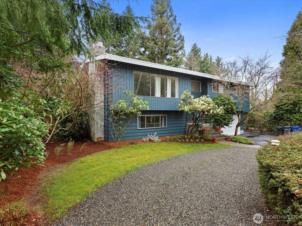 16445 Ambaum Boulevard S, Burien