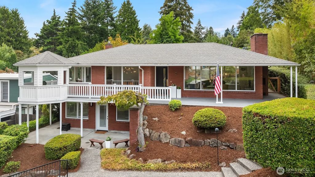 6635 57th Avenue Ne, Seattle