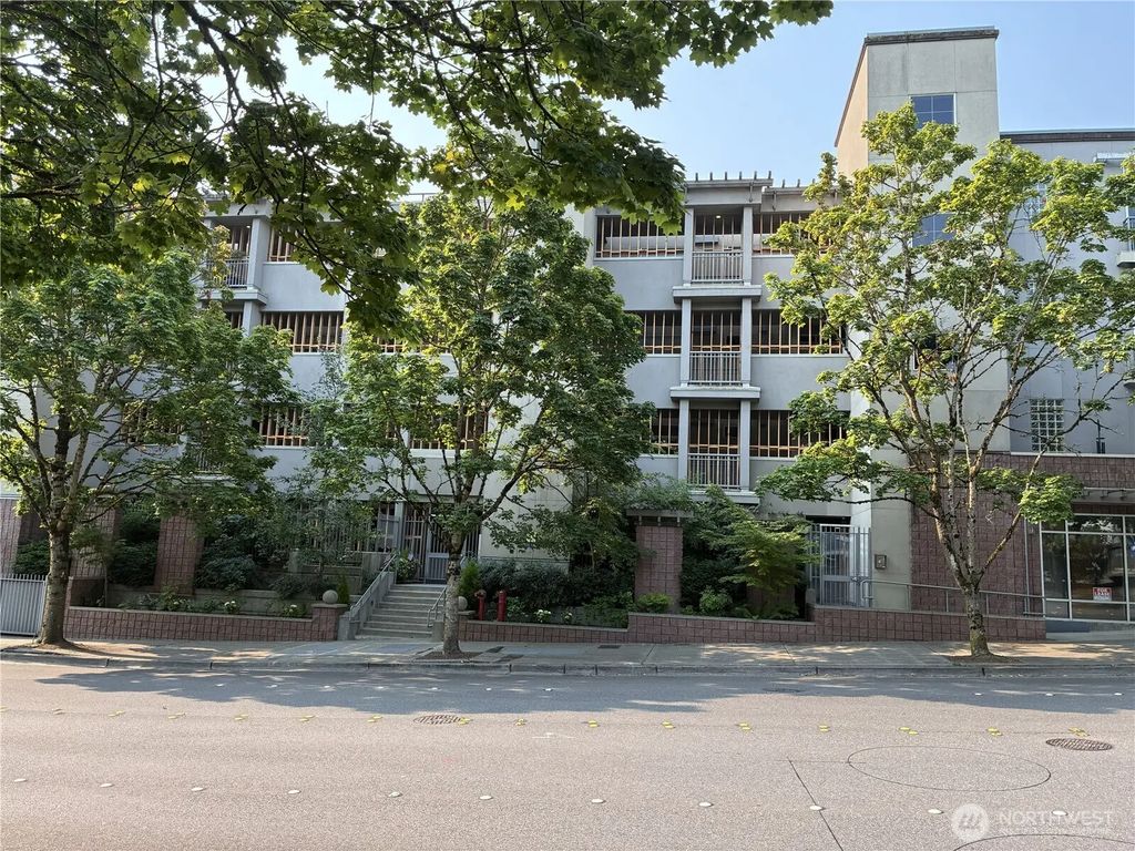 10015 Ne 4th Street 1002, Bellevue