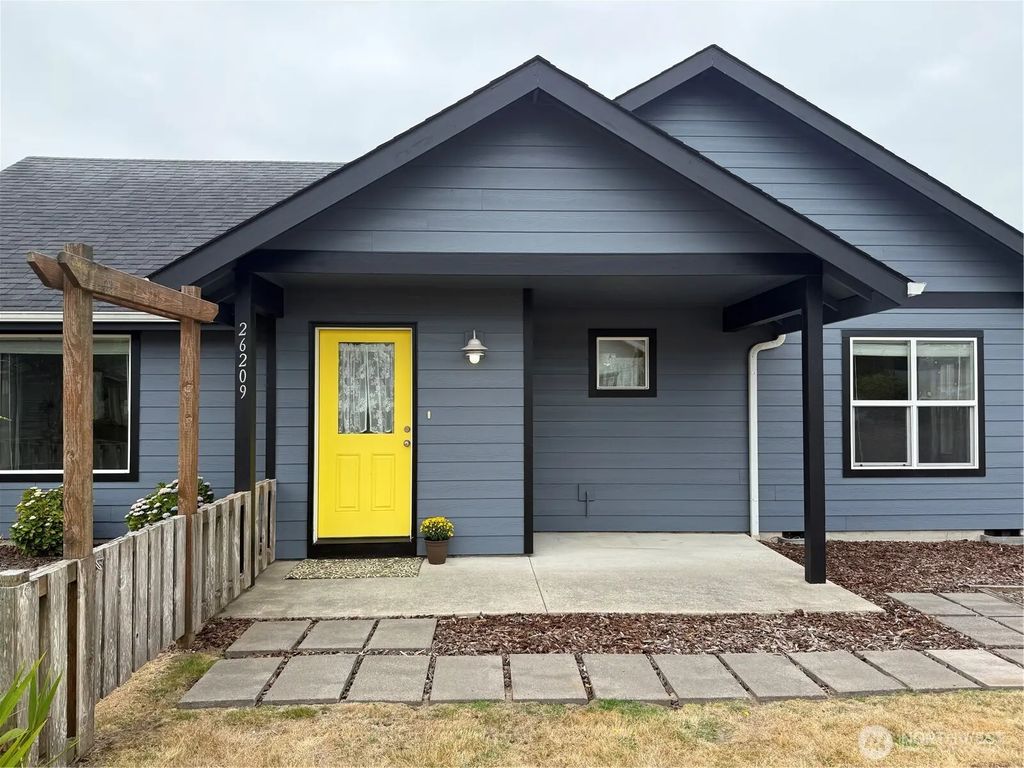 26209 N Place, Ocean Park