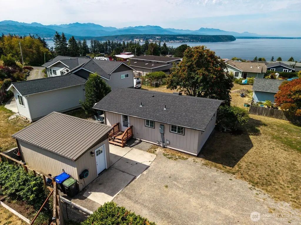 200 N Rhododendron Drive, Port Townsend