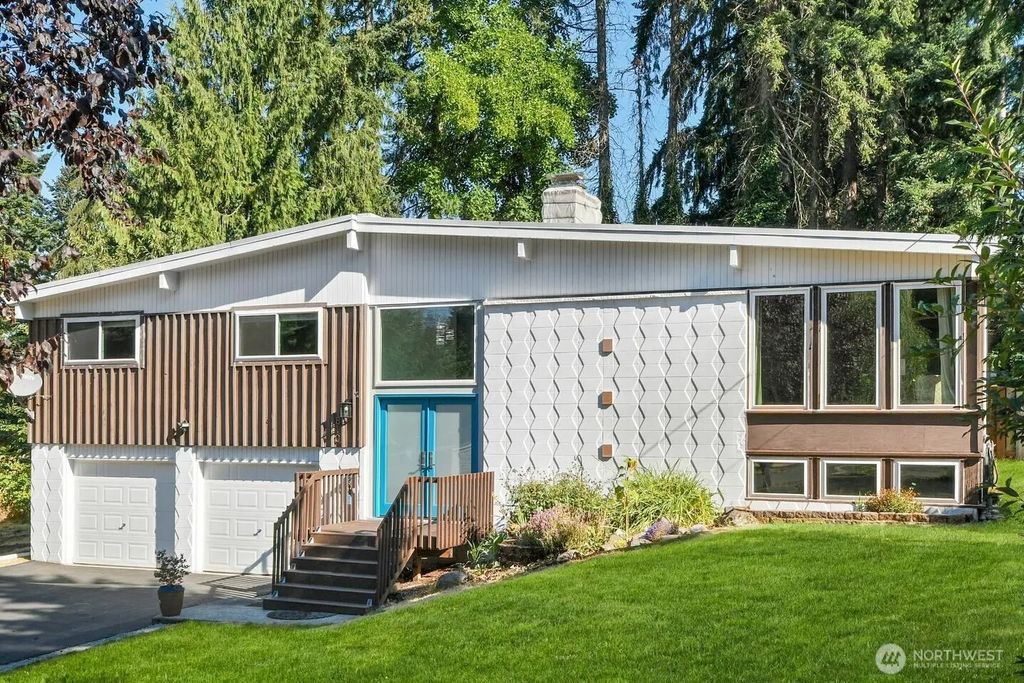 810 S 301st Place, Federal Way