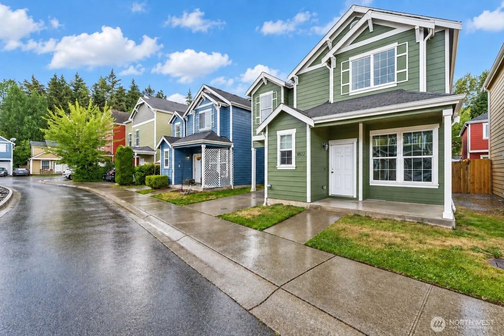 11522 7th Avenue Ct E, Tacoma
