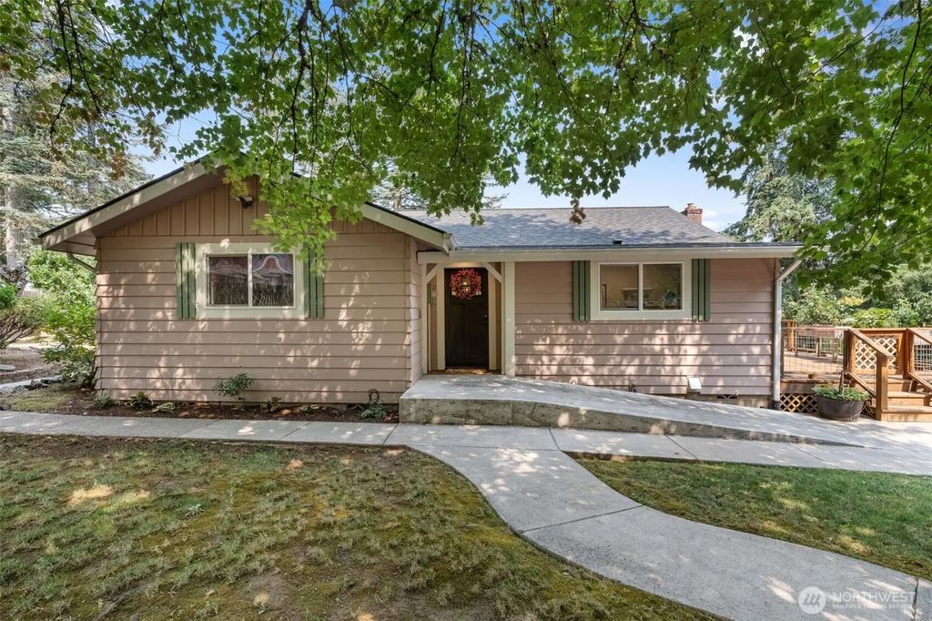 289 Curtis Hill Road, Chehalis