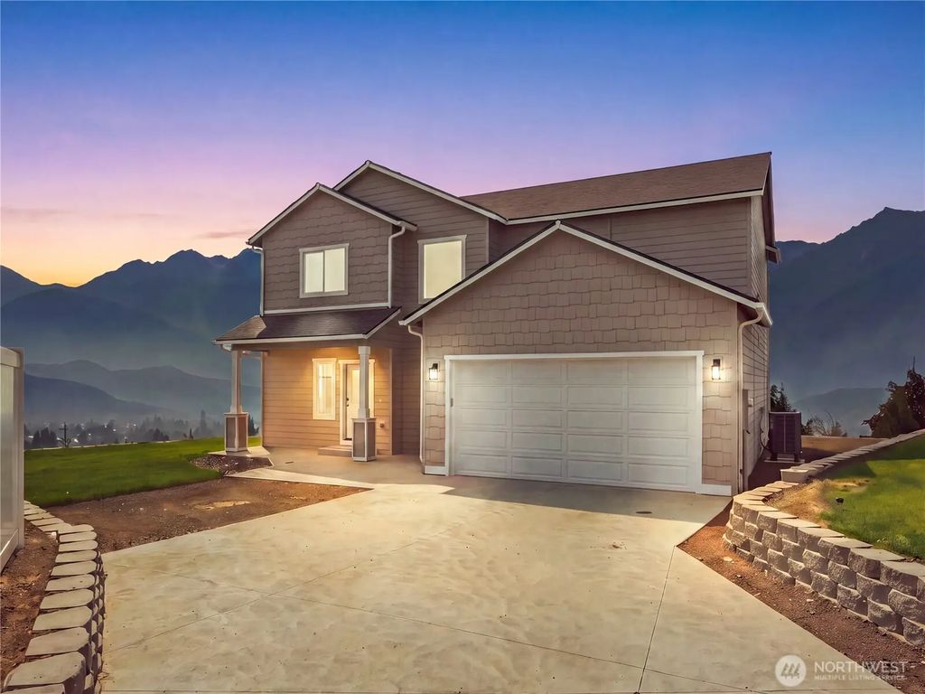 1923 N Mineral Place, East Wenatchee
