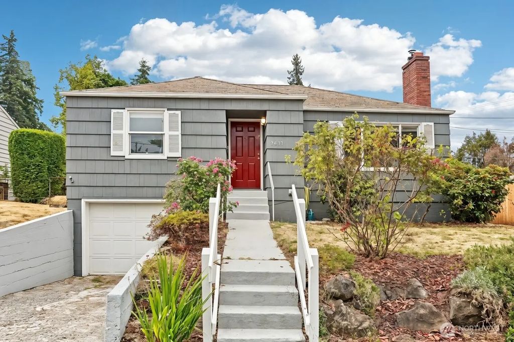 9417 44th Place Ne, Seattle