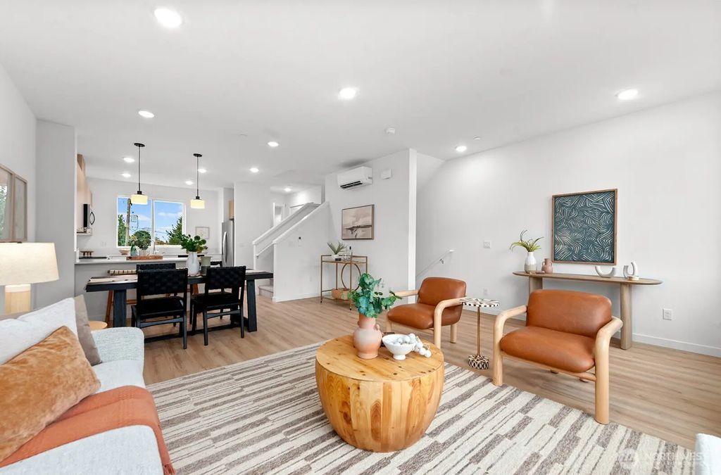 1411 Sw 111th Lane, Seattle