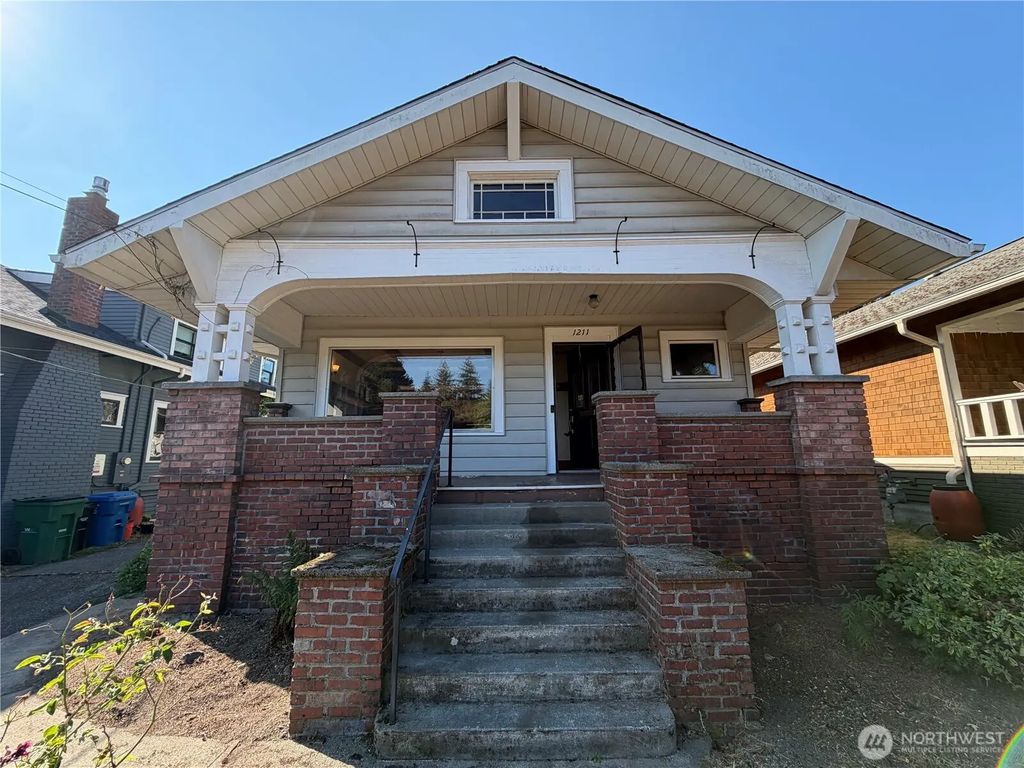 1211 N 50th Street, Seattle