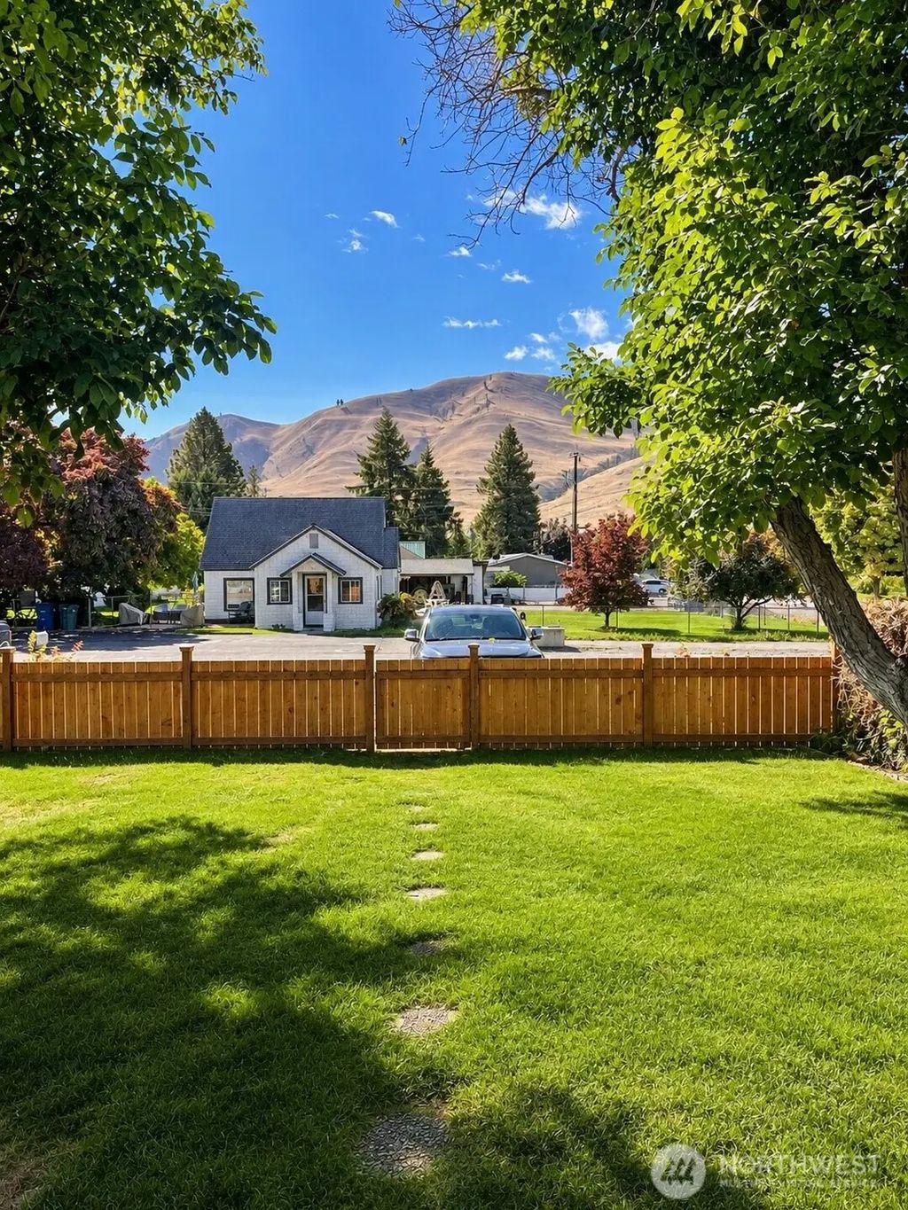 507 E Wapato Avenue, Chelan