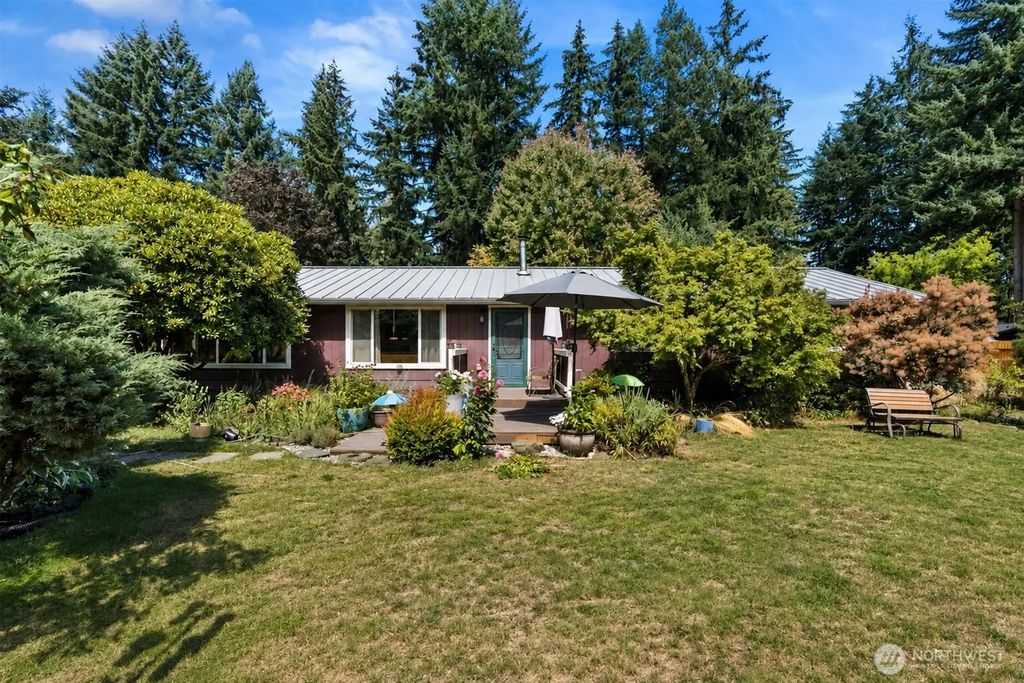 17642 Irwin Street Sw, Rochester