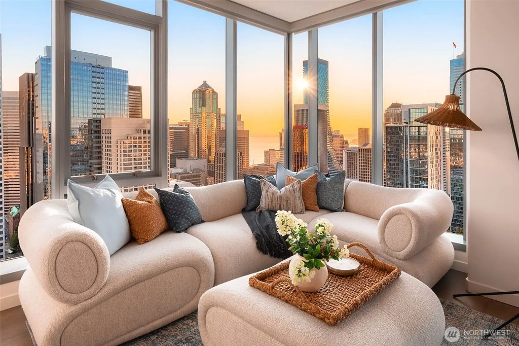 800 Columbia Street 3201, Seattle