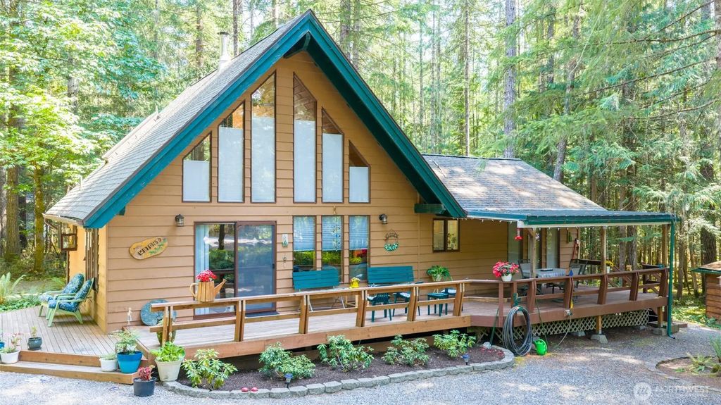 30 N Mt Jupiter Place, Hoodsport