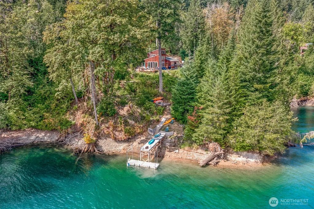 2190 W Cushman Ridge Drive, Hoodsport