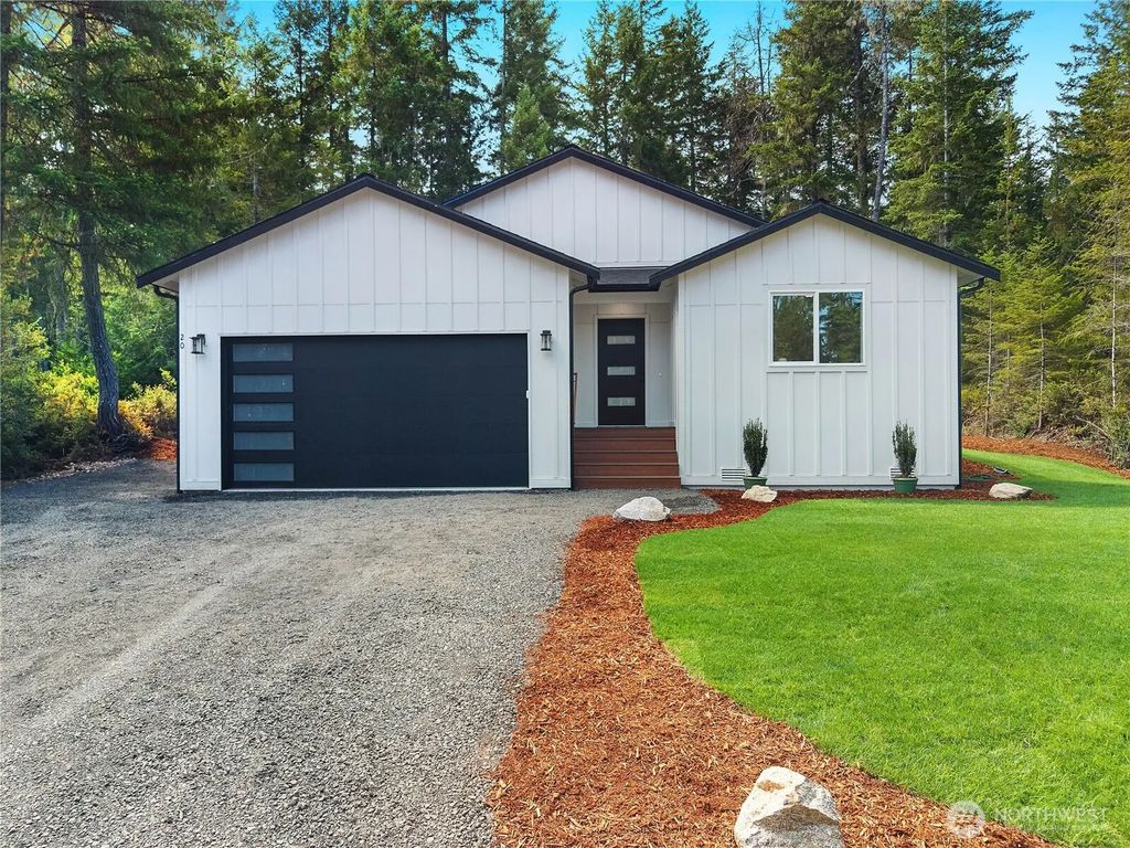 20 E Meadow Mist Place, Belfair