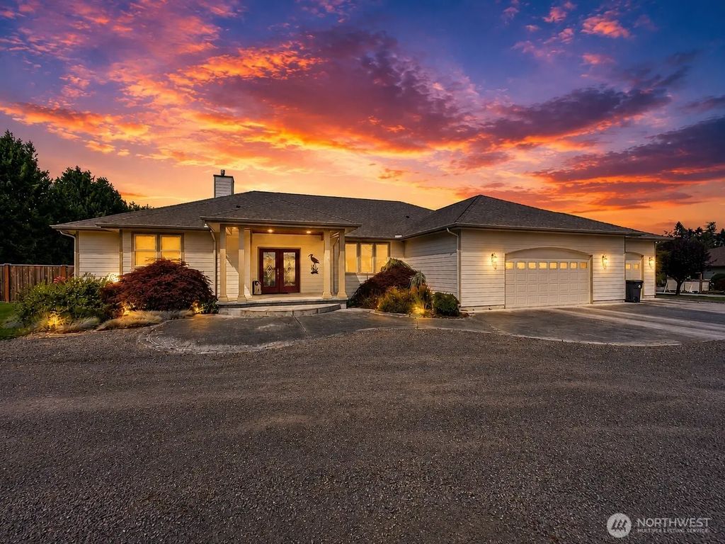 241 Jake Way, Sequim