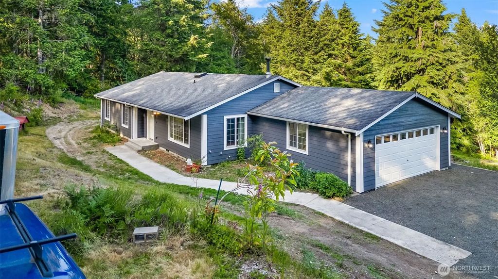 600 E Probert Road, Shelton