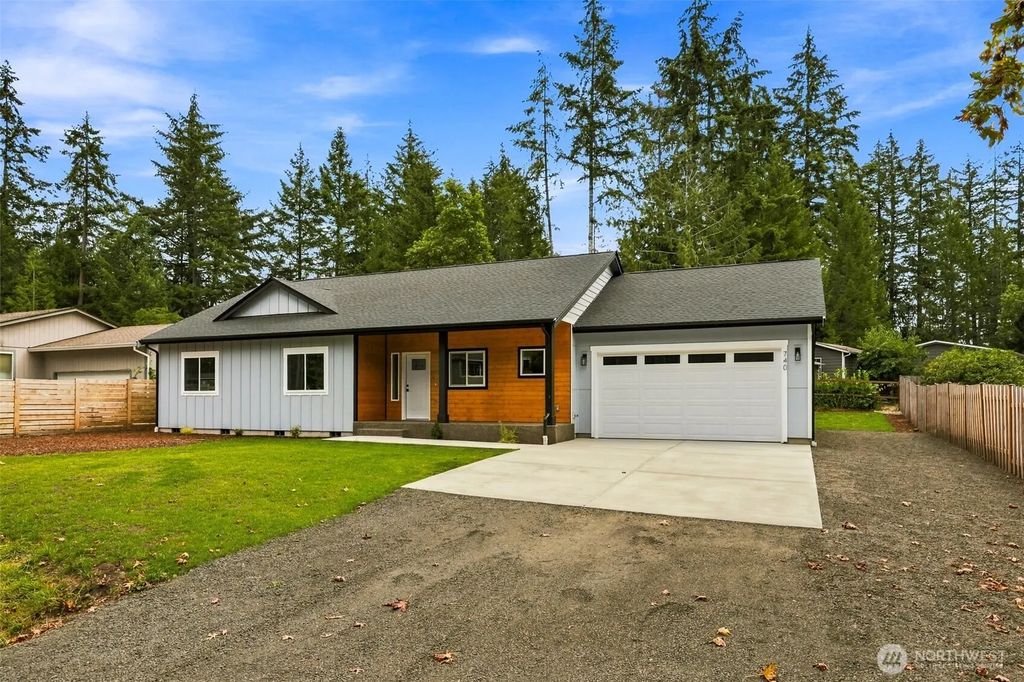 740 E Lakeshore Drive East, Shelton