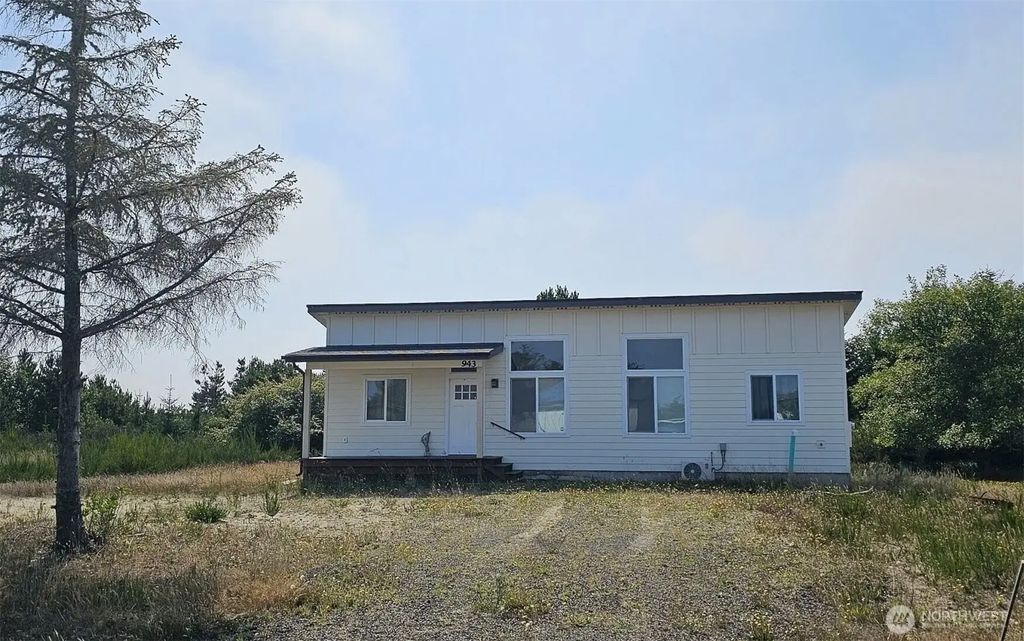 943 Silver King Avenue Se, Ocean Shores