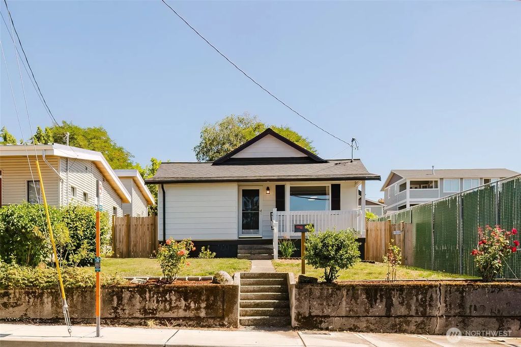 1112 Perry Avenue, Bremerton