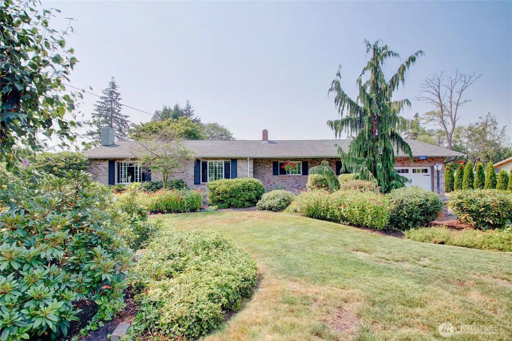 21213 Plaza Drive, Sedro Woolley