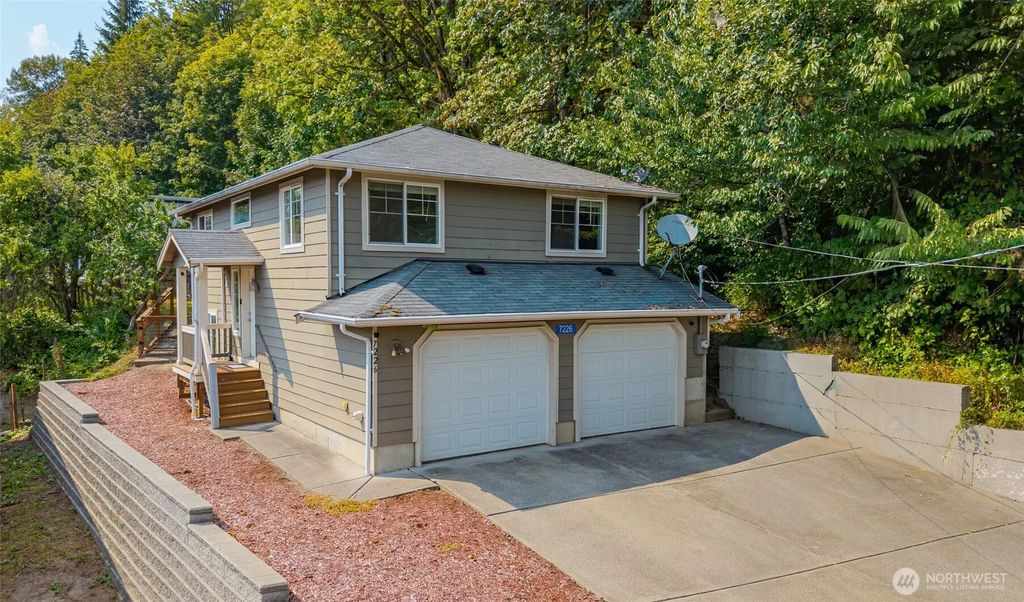 7226 Franks Place, Concrete