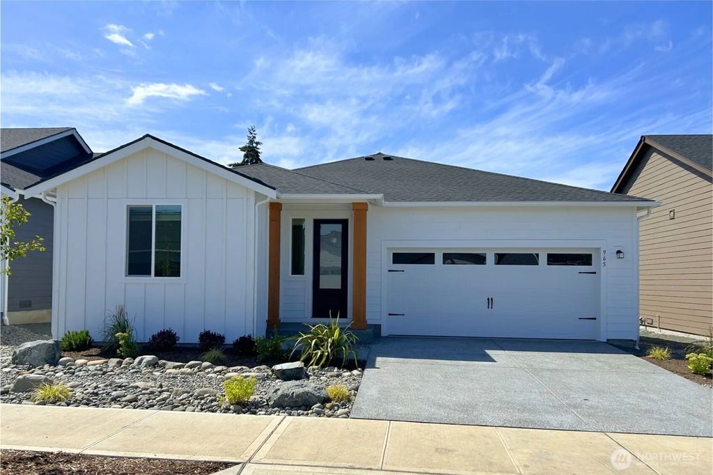 688 Sunbeam Drive, Sequim
