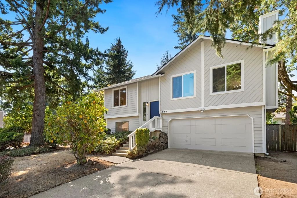 1725 211th Place Ne, Sammamish