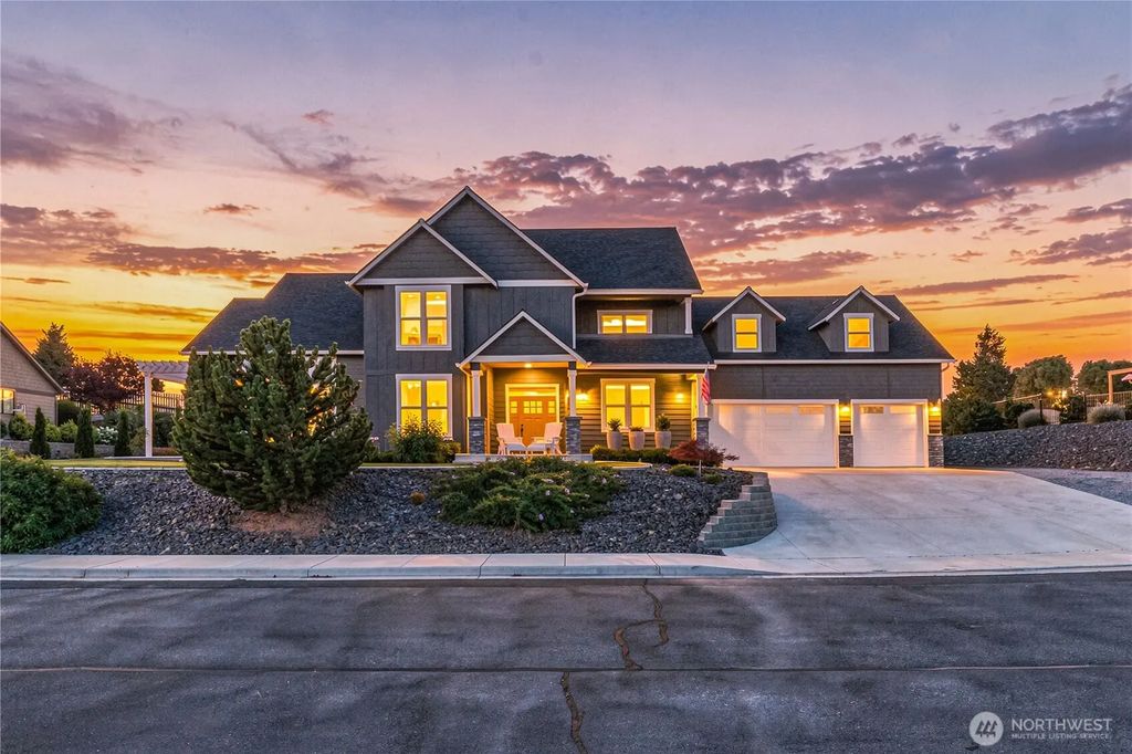 2769 Se Falcon View Drive, East Wenatchee