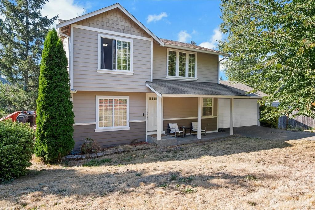 31512 61st Avenue S, Roy