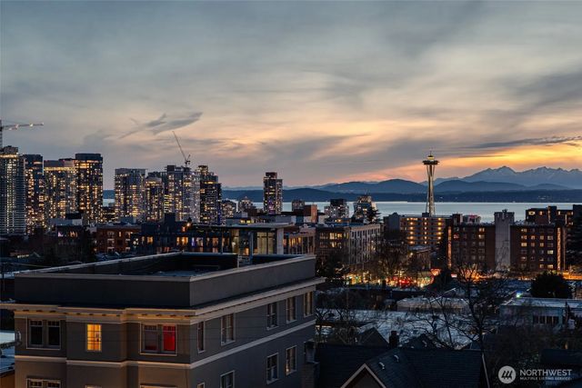 627 13th Avenue E, Seattle