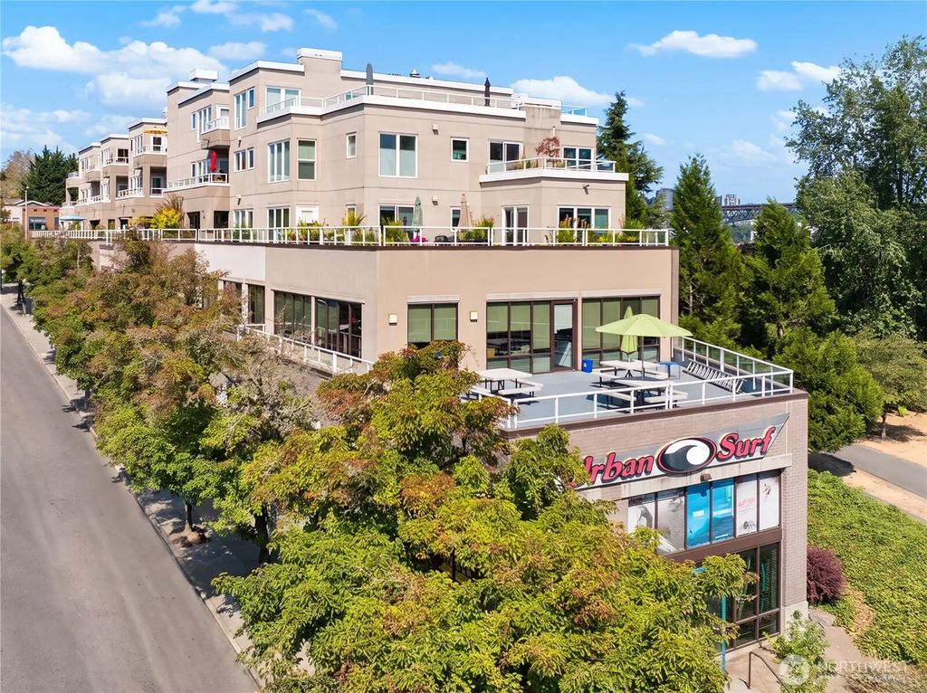 3300 Meridian Avenue N 302, Seattle