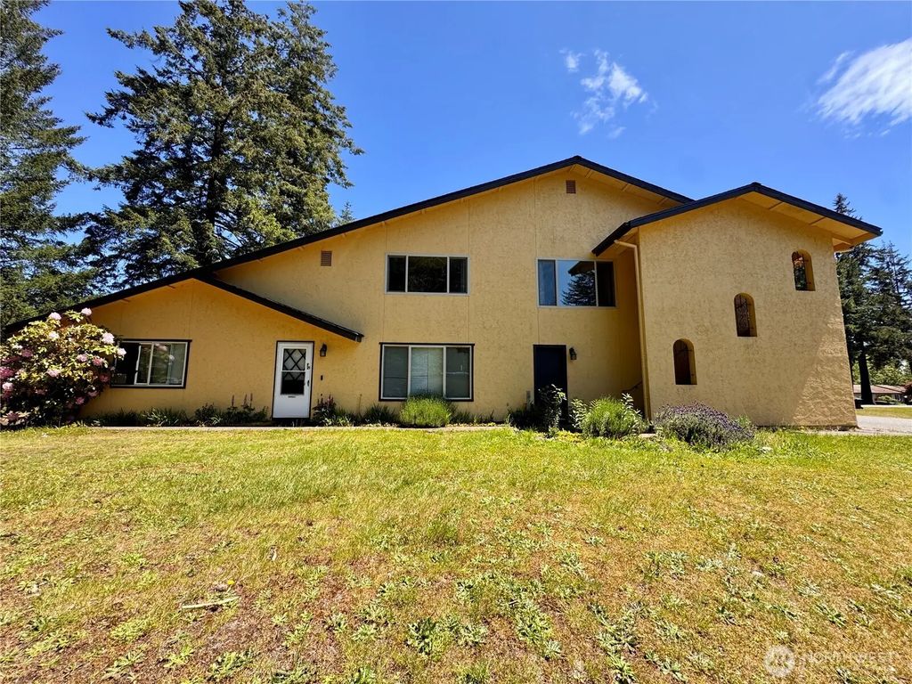 1125 N 13th (lot F) N Lot F, Shelton