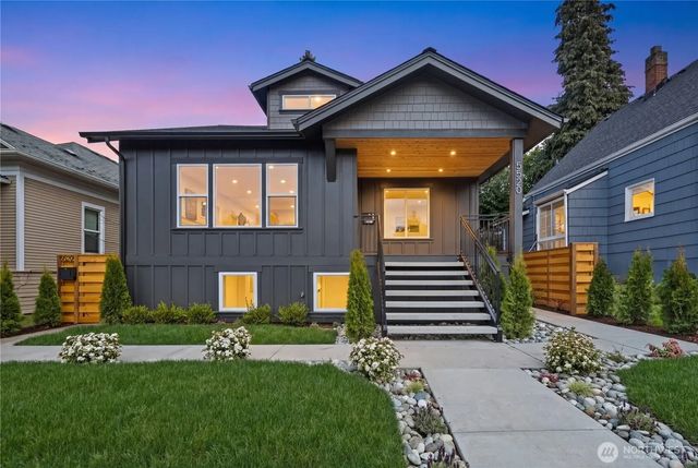 5520 Brooklyn Avenue Ne, Seattle