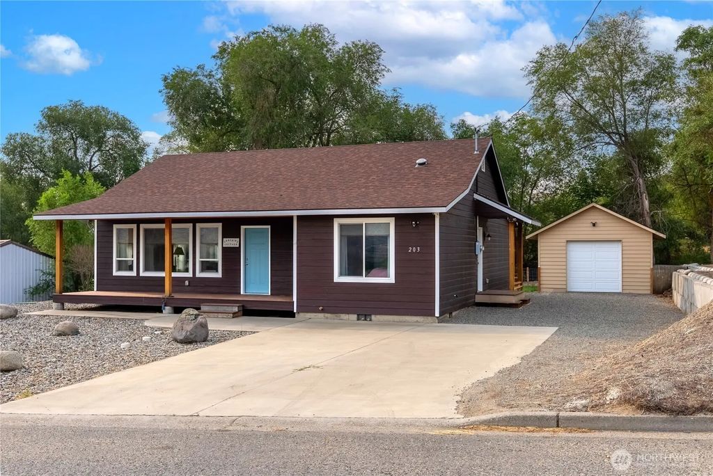 203 2nd St, Riverside