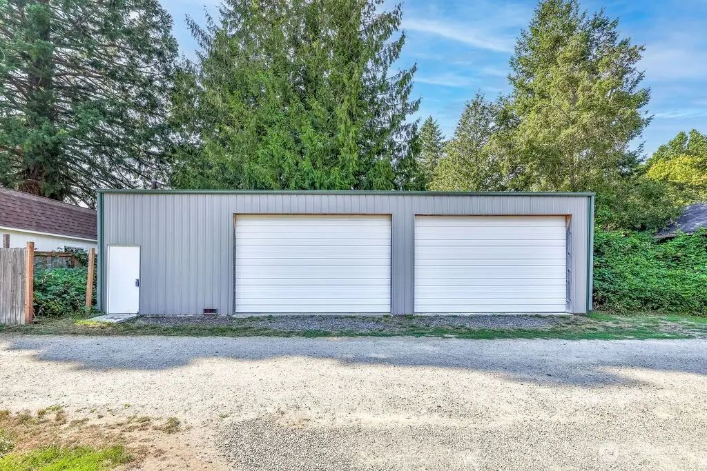 111 E 6th Street, North Bend