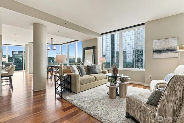 500 106th Avenue Ne 3205, Bellevue