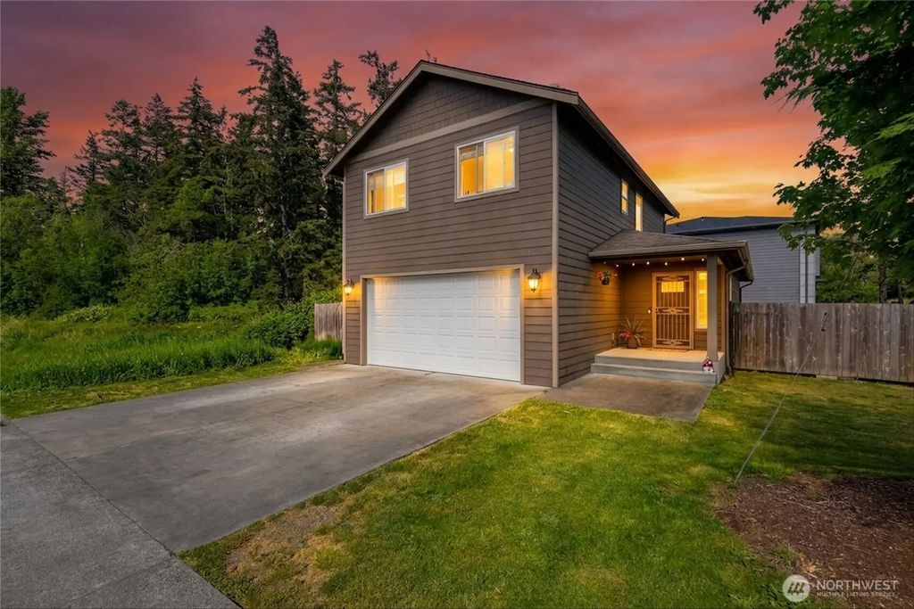 4662 Alderson Road, Blaine