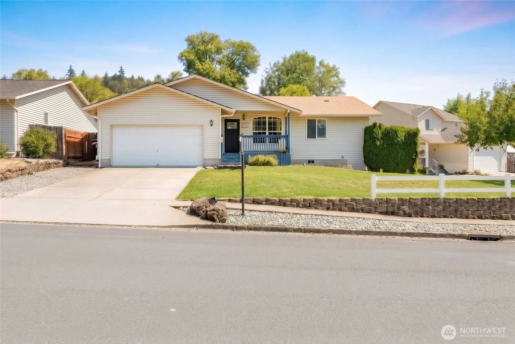 148 Greystone Road, Kalama