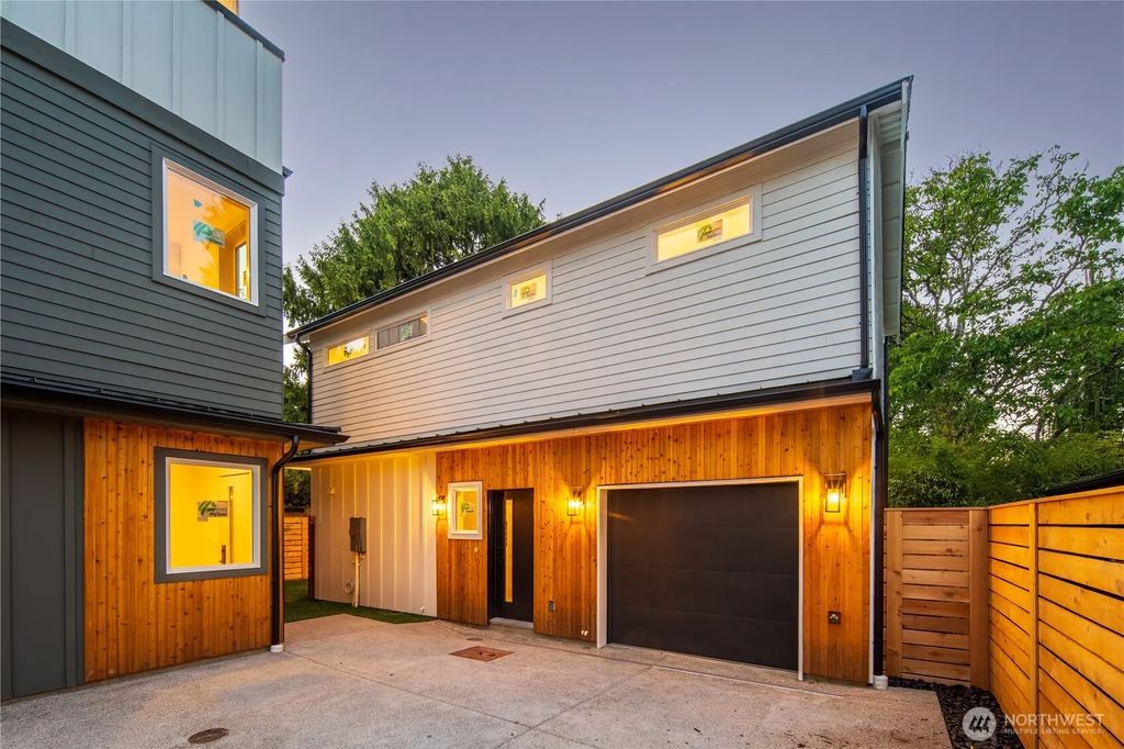 2650 Nw 95th Street, Seattle