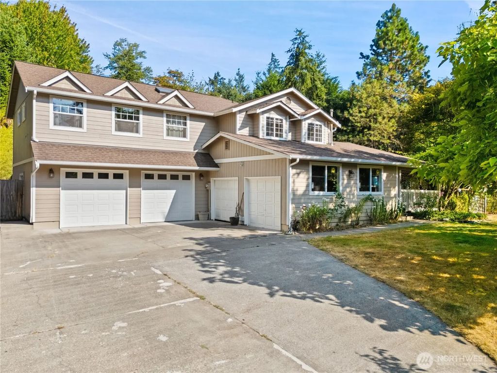 14205 77th Avenue E, Puyallup