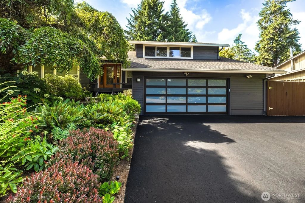 12617 Ne 5th Street, Bellevue