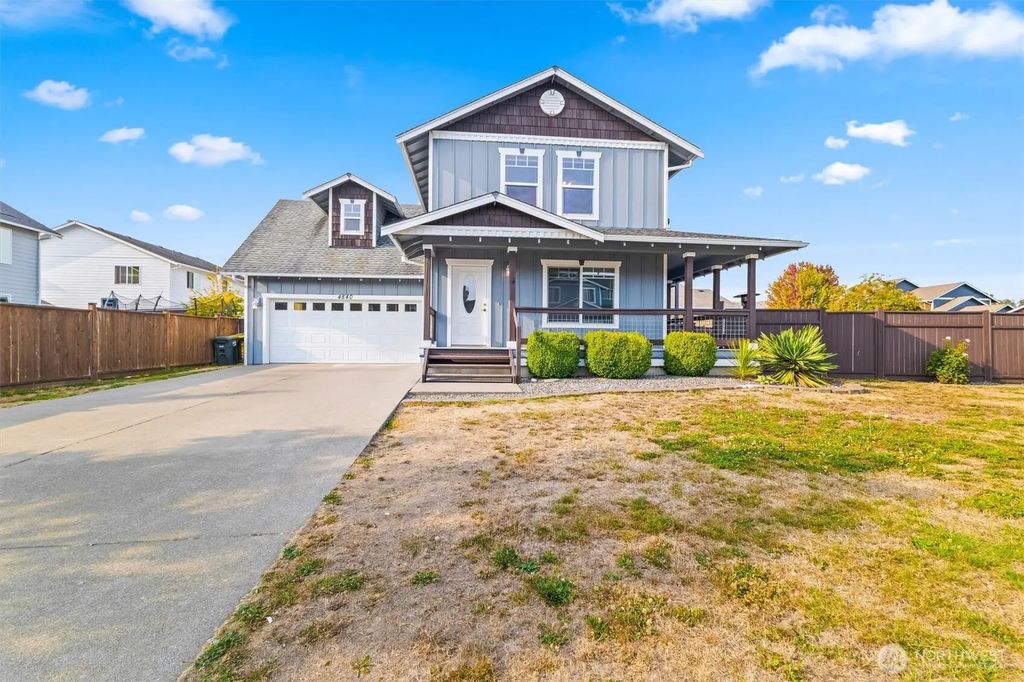 4840 Outrigger Loop, Blaine