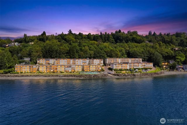 10203 47th Avenue Sw B8, Seattle