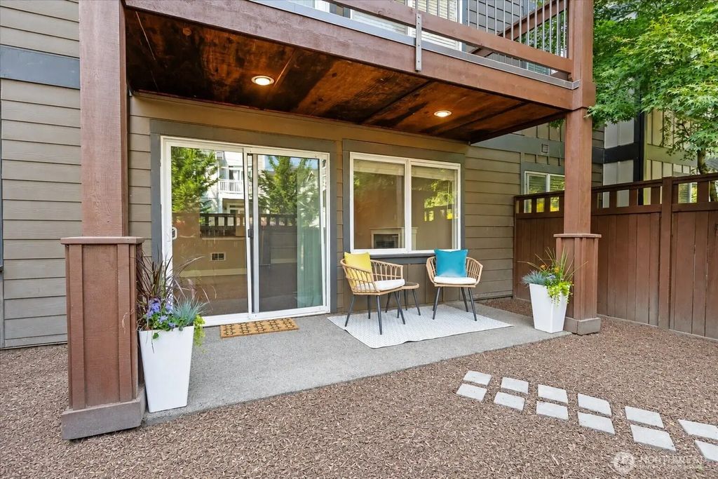 21307 48th Avenue W C104, Mountlake Terrace
