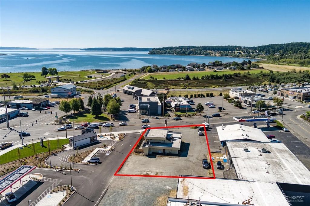 31359 Sr 20, Oak Harbor