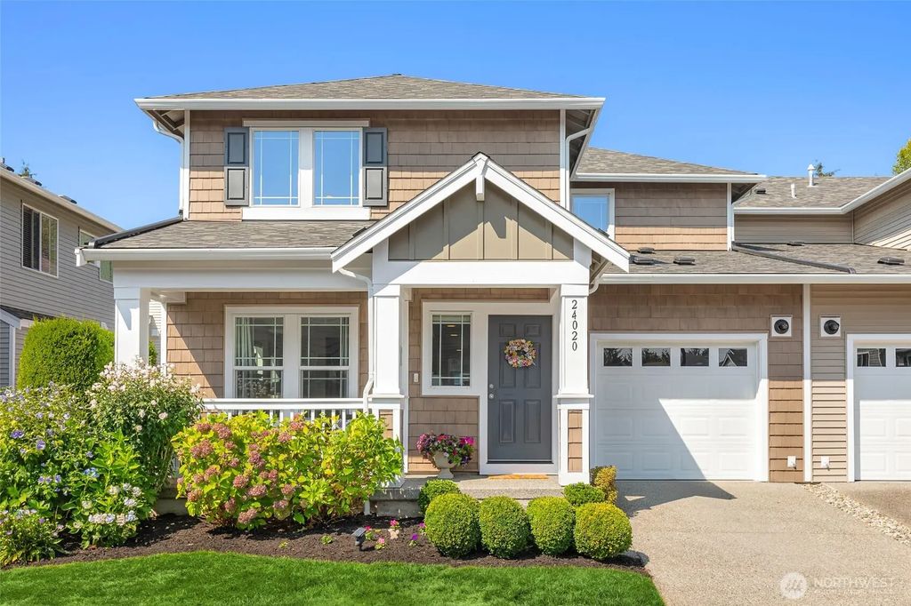 24020 Ne 113th Place 37, Redmond